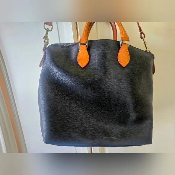 Dooney & Bourke Black and Tan Leather Bag - Picture 6 of 8